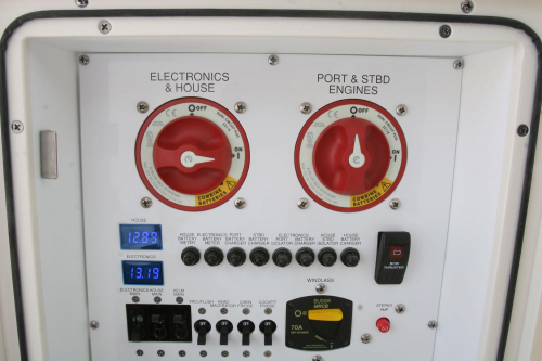 BlueSea Batteriehauptschalter 0-1-Combine (2-polig) 350A rot