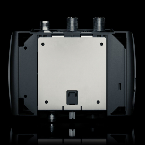 em-Trak B954 Aktives AIS mit Splitter und int. GPS