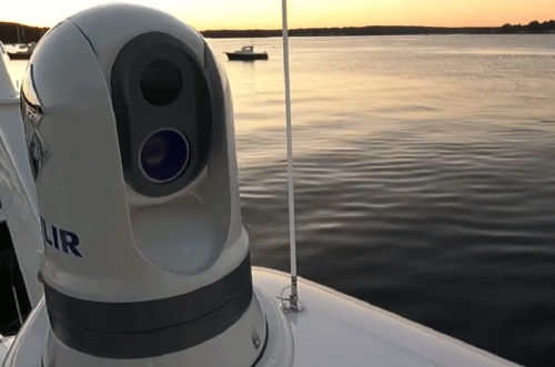 Raymarine E70526 FLIR M364 Stabilised IP Wärmebildkamera – 640 × 512, 9 Hz, 24° FoV, Pan & Tilt, elektronischer Zoom