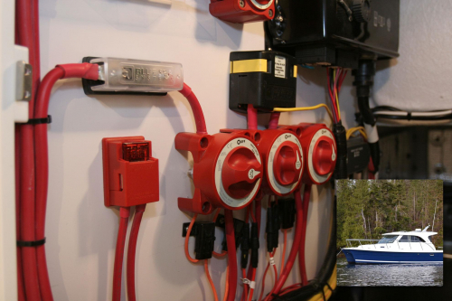 BlueSea Batteriehauptschalter 0-1 350A rot