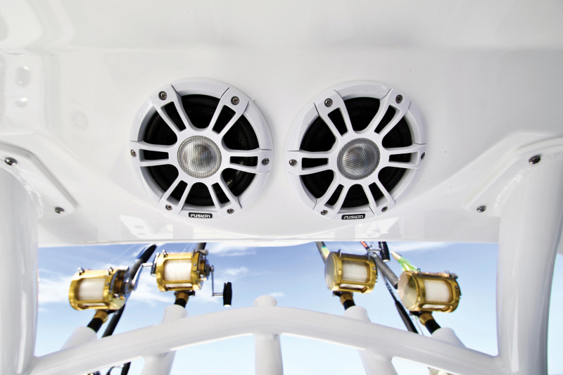 Fusion SG-FL773SPW 7,7" Marine Einbau-Lautsprecher 280W, mit LED CRGBW-Beleuchtung (1 Paar), Weißer Sportgrill Fusion SG-FL773SPW 7,7" Marine Einbau-Lautsprecher 280W, mit LED CRGBW-Beleuchtung (1 Paar), Weißer Sportgrill