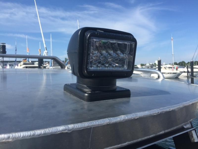 LED Suchscheinwerfer - Typ 220s (60W, 12V & 24V) LED Suchscheinwerfer - Typ 220s (60W, 12V & 24V)