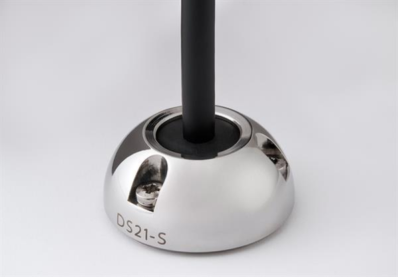 Scanstrut DS21A-S Decksdurchführung Edelstahl bis 21mm Stecker und 4-9mm Kabel Scanstrut DS21A-S Decksdurchführung Edelstahl bis 21mm Stecker und 4-9mm Kabel